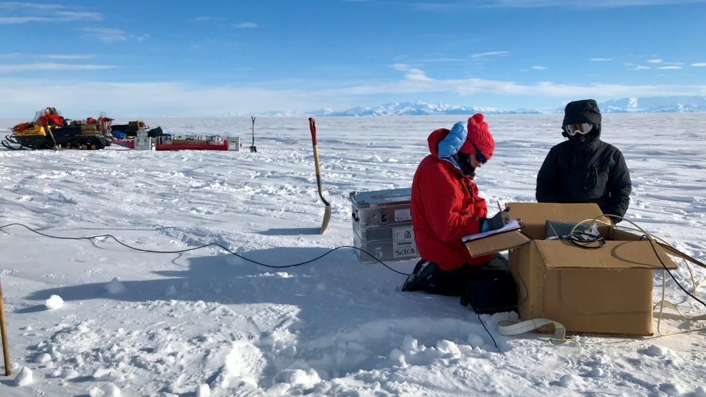 अंटार्कटिका महाद्वीप में खोजे गए आयनोस्फेरिक रहस्यों से उपग्रह-आधारित नेविगेशन में मिल सकती हैं मदद